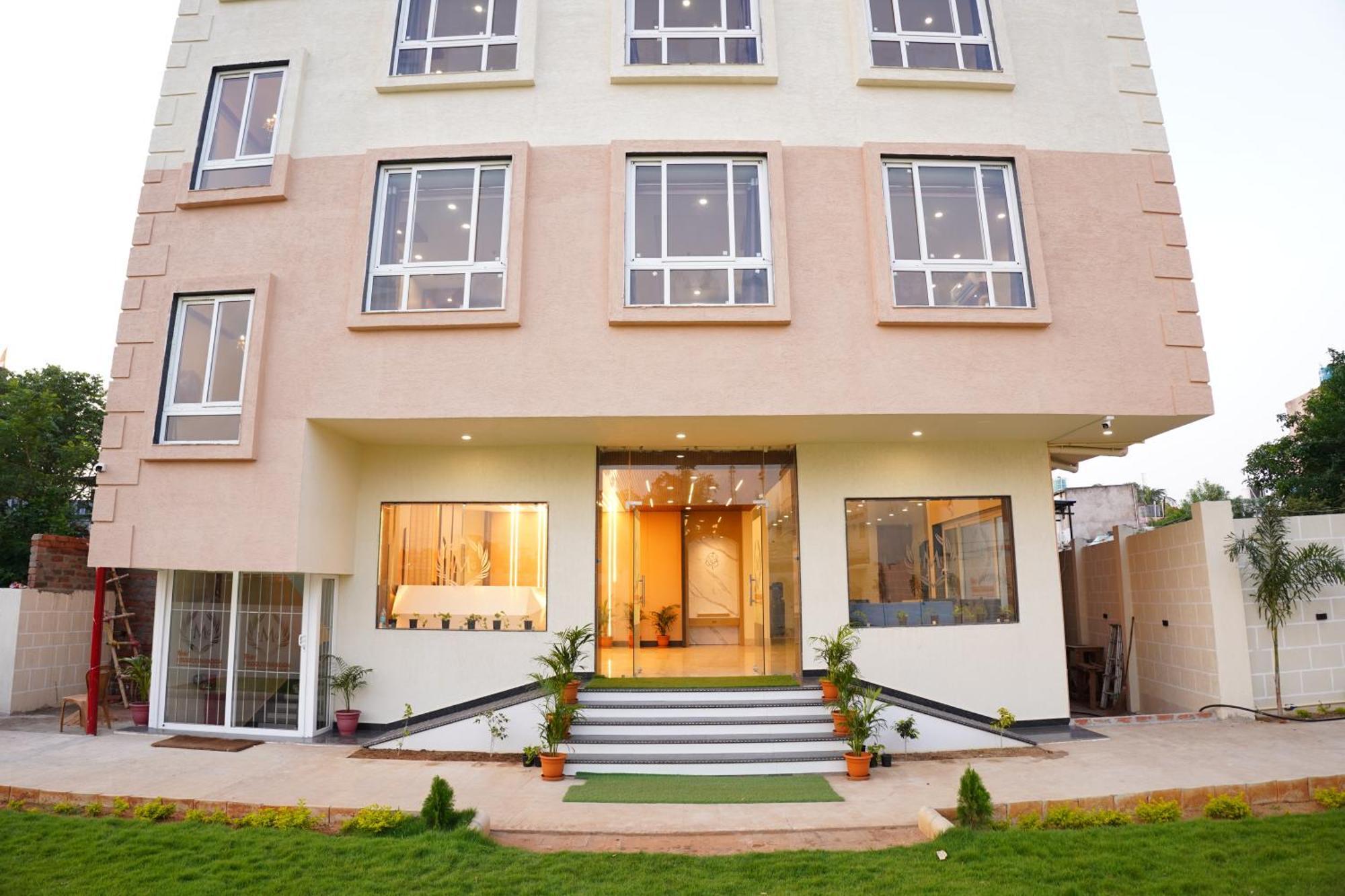 The Marutinandan Grand Hotel Deoghar Kültér fotó
